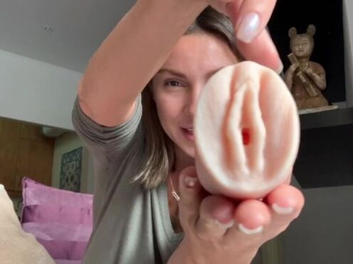 How to LICK BEAVER - with Sex Coach Roxy Fox