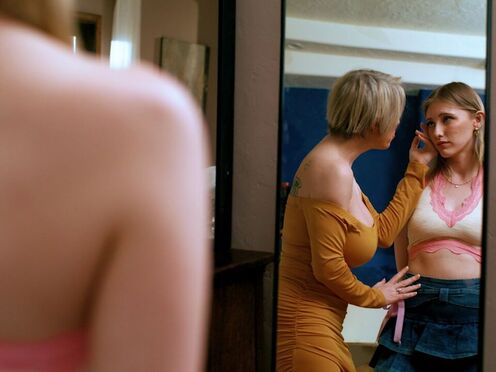 Stepmommy boosts self-esteem with mirror. - Dee Williams, Melody Marks