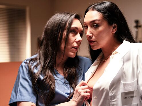 Latin MOMMY doc seduces & fucks petite nurse to save her job