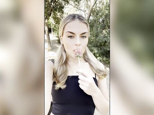 Marie, 20 years old, little pretty in need...