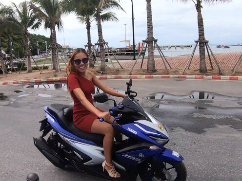 Perfect ass Thai Girlfriend motobike ride followed by a walk beach side & a fuck