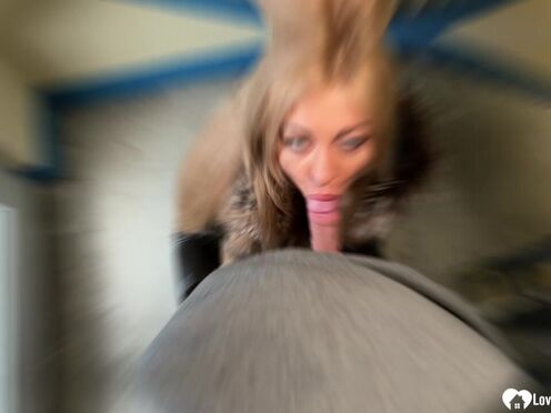 Bombshell girl sucking me off in P-O-V