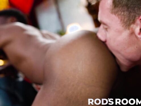 Slim Santana slids his long dick into hot Justin Matthews