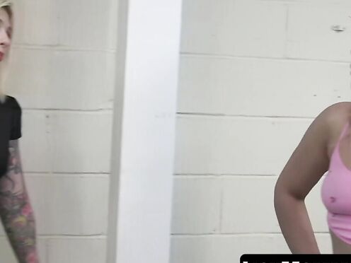 Spoiled stepdaughter Gina Varney SCISSORS with step mom Scarlett Love