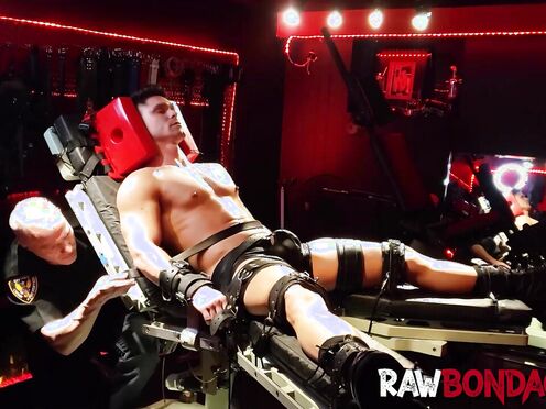 Willing sub gets into a bondage & endure pain for pleasure