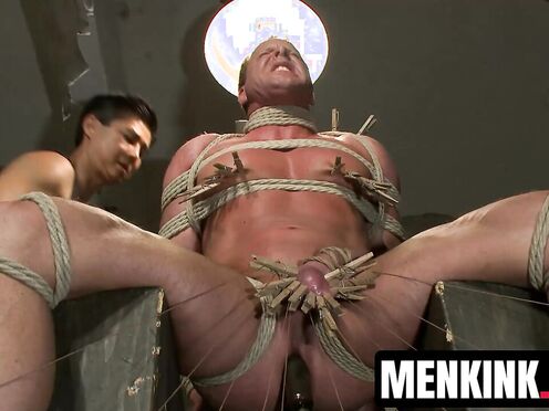 Derek Pain catching his breath while being submerged in water tank