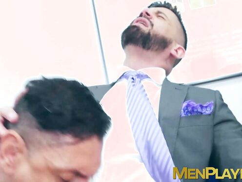 Wild flip flop fuck in the office by suited John Rodriguez & Justin Jett