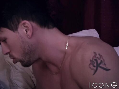 Athletic dudes Roman Todd & Nick Sterling had a moment of intimate fucking