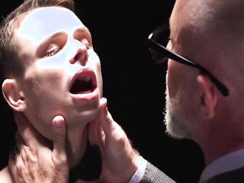 Unshaved daddy Lance Charger grind hard the smooth booty of sexy Austin