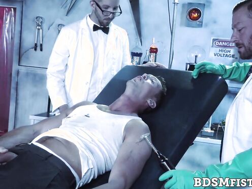 Dr Hugh Hunter ass fucking breeds & fists Scotty Taylor & Pierce Paris