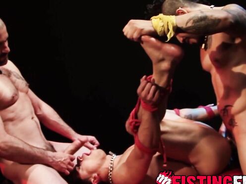 Charming twink Armond Rizzo receives a DP before combusting in loads