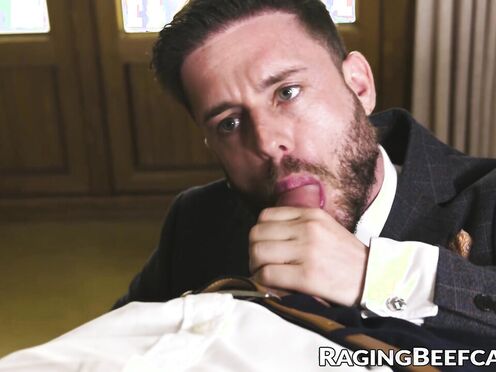 Classy businessmen Manuel Reyes & Zac Johnson bareback