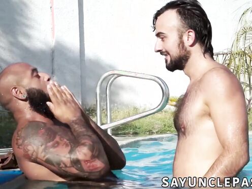 Muscled Leo Forte confesses that his weekend hookup is Mason Lear