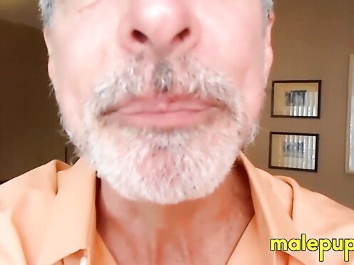 Your giant daddy Richard Lennox asked to inspect what is stuck in your throat