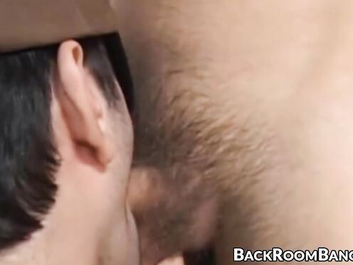 Deepthroating  amateur screwed raw until big facial