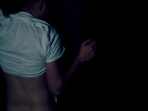 Amateur jocks fucking bareback in glory hole for sexy facial