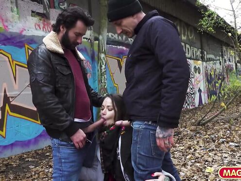 Petite brunette double pounded in the park