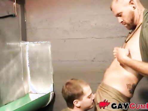 Two military studs Holden Hawks & Kirk Kummer have meat eating sesh in the uri
