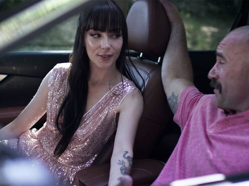 Suspicious stepfather fucks his stepsons big butt teen Girlfriend outdoors