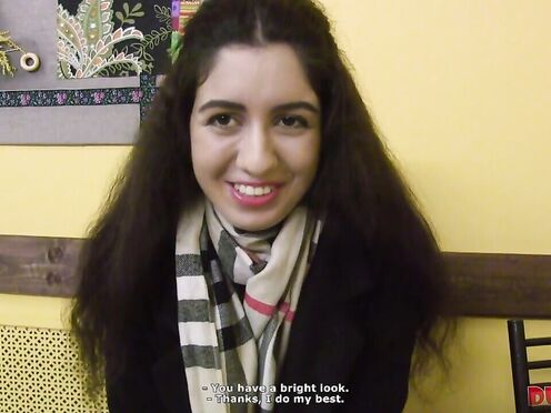 Fragile belle  into quick sex with so-called agent