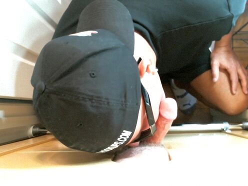 Construction Dad Cums At Gloryhole