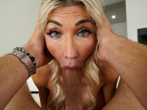 Big boobs mommy wants it hard, licks booty before doing blowjob
