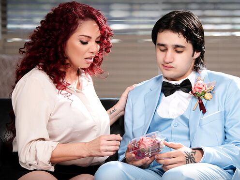 Mature stepmum Kiki Daire takes over stepdaughters prom date