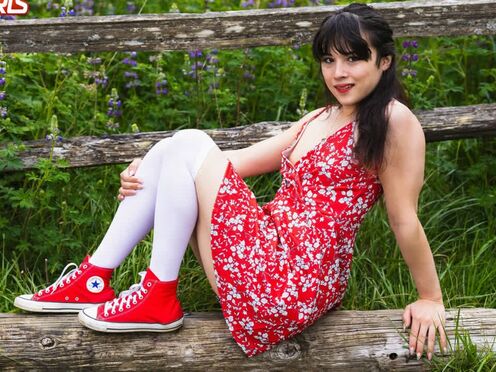 GROOBYGIRLS - New Grooby Star