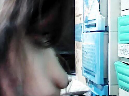 Stunning COUGAR Shows off Big Boobies