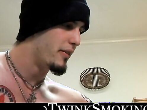 Straight jocks Billy da Kidd & Axel fires up smoke & start their shaft rockin
