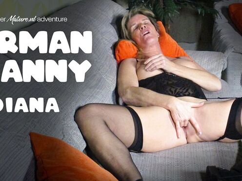 Horny German gilf Diana fingers her mature twat & has an orgasm