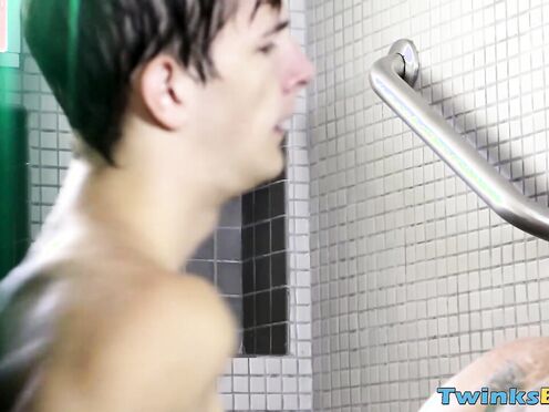 Horny teens bareback in the shower & sprayed cum after
