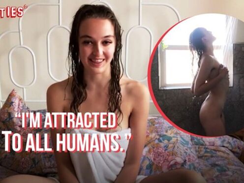 Ersties - Sexy American Beauty Dubsie Masturbates In the Shower