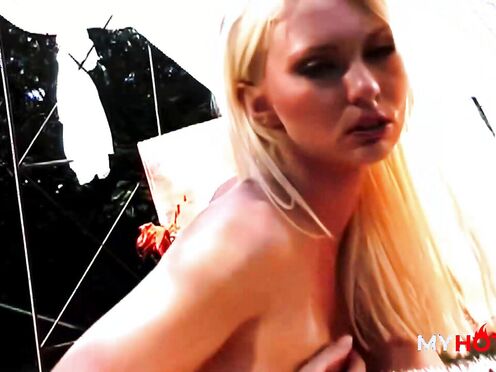 MyHotVids - Outdoor Sluts Strap & Squirt