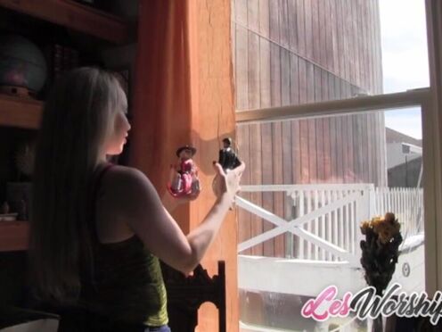 Big Boobed Dom Blonde Loves Lesbian Sex With Strangers