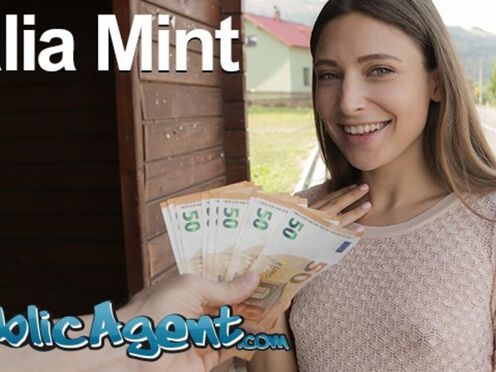 Outdoor Blowjob & Fuck with Sexy Brunette Talia Mint