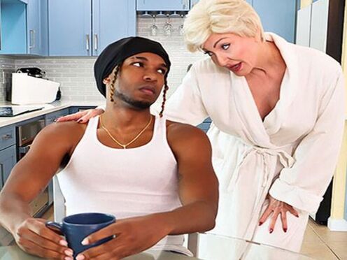 GRANDMA DD White Gives Best Hardcore Sex Session - GilfAF