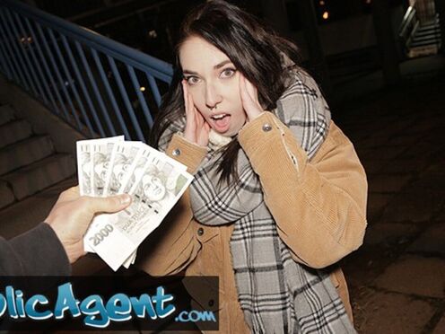 Italian sexy girl Giada Suicide desperate for cash