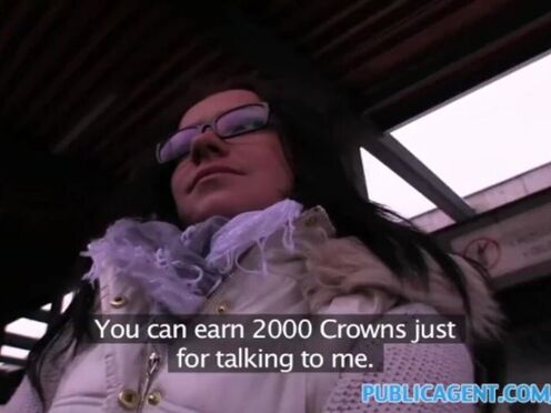 Wendy's Twat Covered in Cum