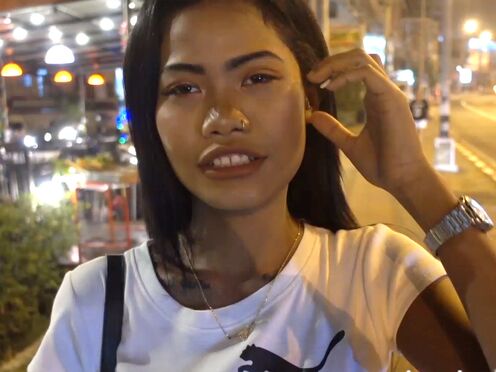 Charming Thai teen with tattoos fucks a Farang on amateur sex video