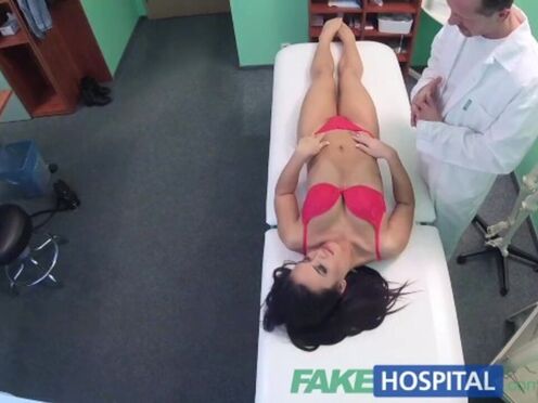 Doc's Seduction of Holiday Maker