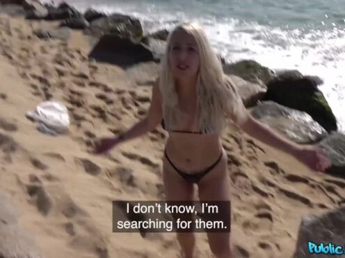 Risky Public Beach Sex with Blonde Bikini Babe