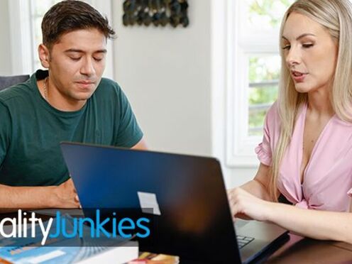 MILF Tutor's Unforgettable Lesson