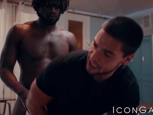 monster cock hunk Devin Trez drills Aspen bareback after rimming