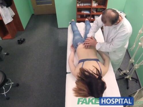 Petite Babe's Double Cumshot