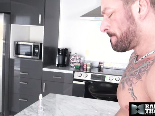 BAREBACKTHATHOLE Tatted Alessio Romero Fucks Gay Bottom Hugh Hunter