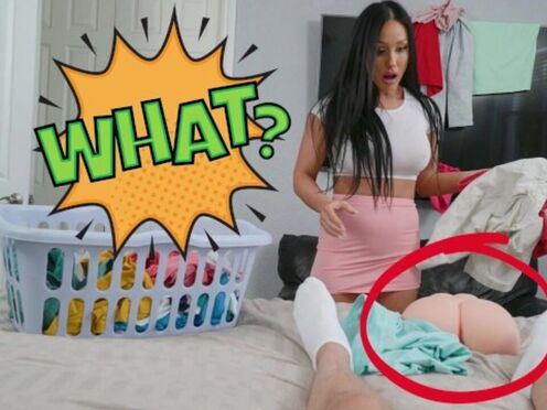 Sexy Stepmum Jennifer White