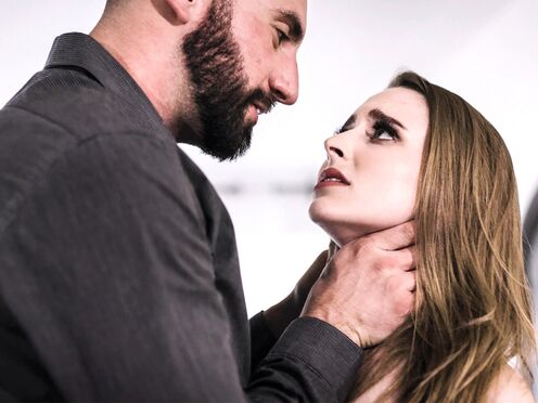 Big ass petite bushy teen silences mature stepuncle with hard sex