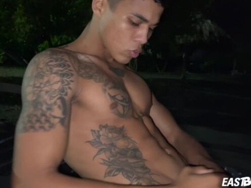 Muscle Latino boy Lucian Reed shows off his sexy body