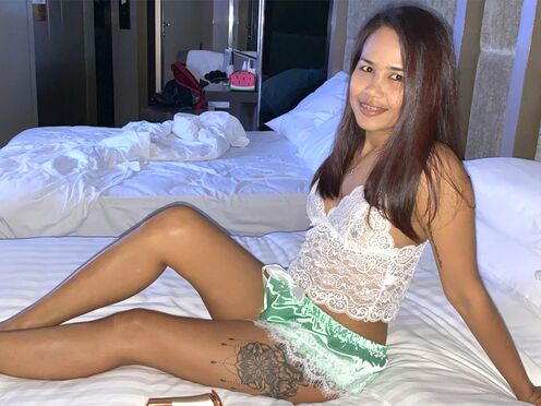 SEXY Thai wifey amateur gives hubby a  rimjob before her muff